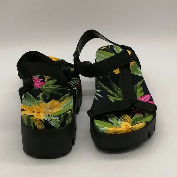 Charles by‎ Charles David Womens Zambo Sport Sandal Black Wedge Heel 7M NEW - Picture 3 of 10